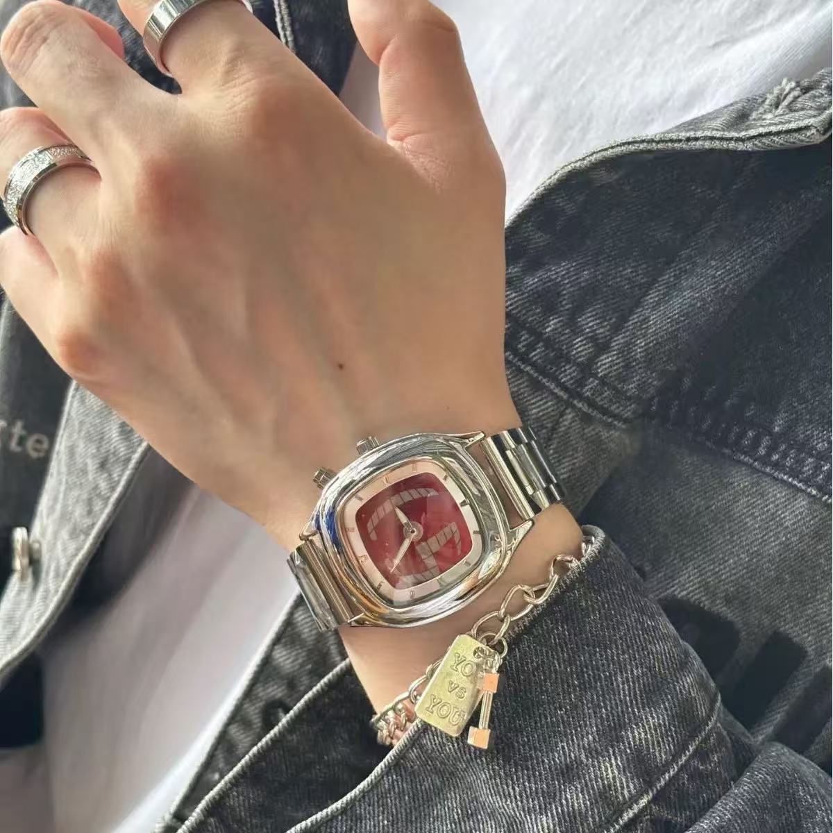 นาฬิกาข้อมือผู้ชายสไตล์เรโทรมิ - Vintage Watch Collecting บทวิจารณ์และราคา