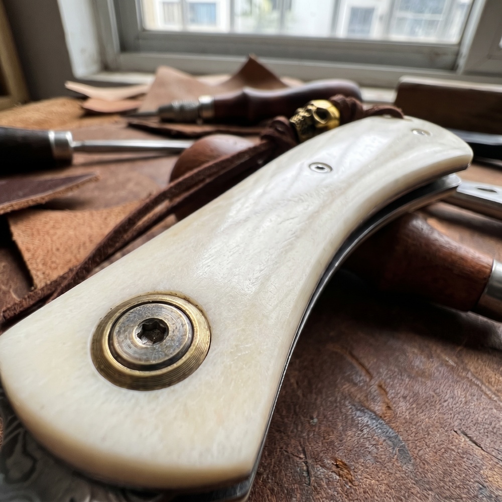 มีดพับเหล็กดามัสกัสโบราณขนาดเล - Vintage Collectible Knife บทวิจารณ์และราคา