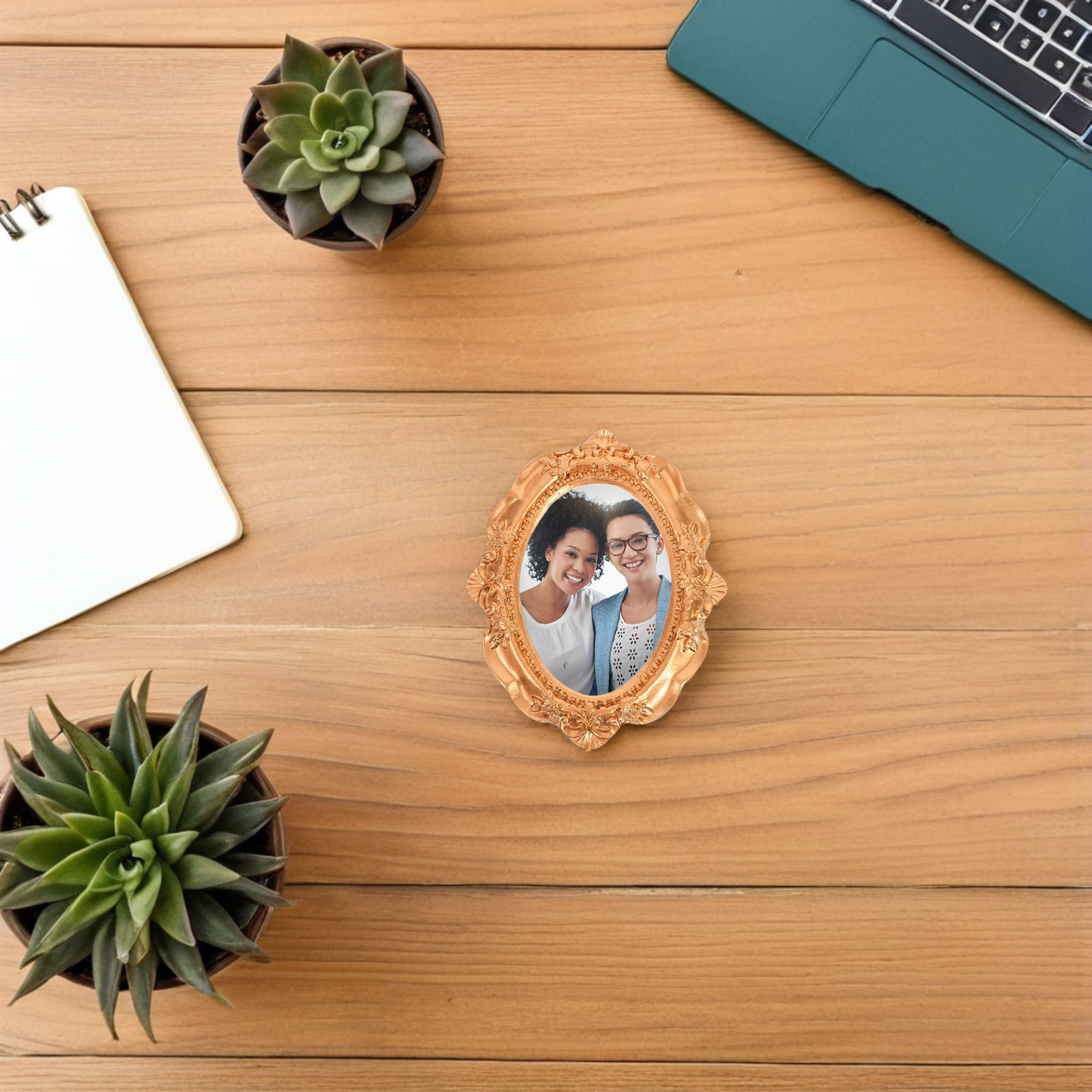 กรอบรูปขนาดเล็ก 3 ชิ้น กรอบรูป - Collectible Vintage Photos บทวิจารณ์และราคา